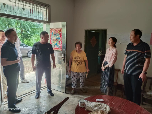 fa95663af61387beda0bff3d926e490.jpg fa95663af61387beda0bff3d926e490.jpg